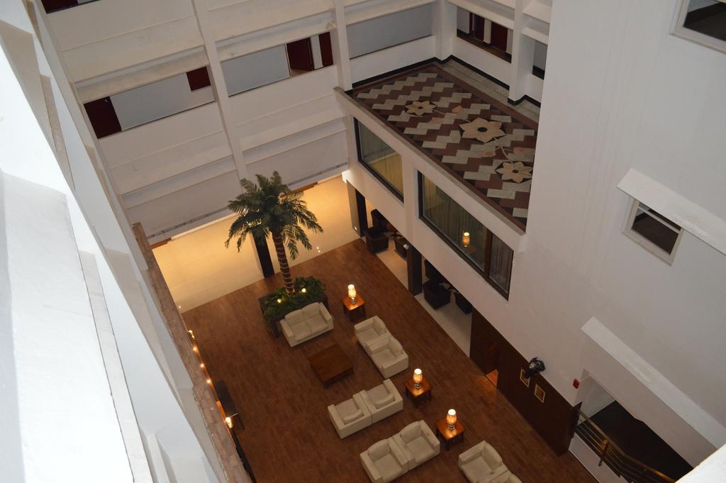 Hotel Moti Mahal Mangalore Esterno foto