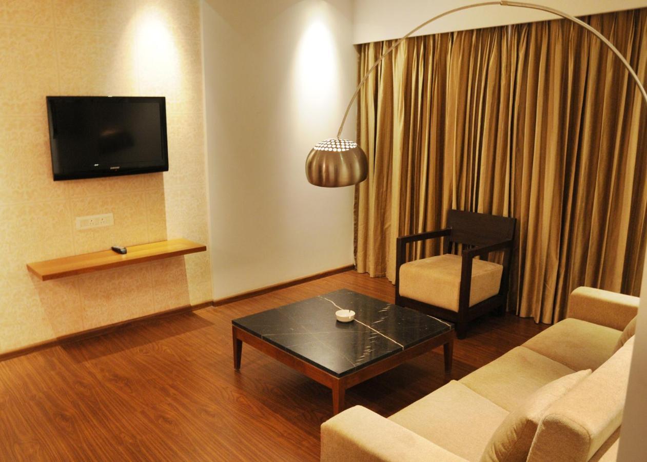 Hotel Moti Mahal Mangalore Esterno foto
