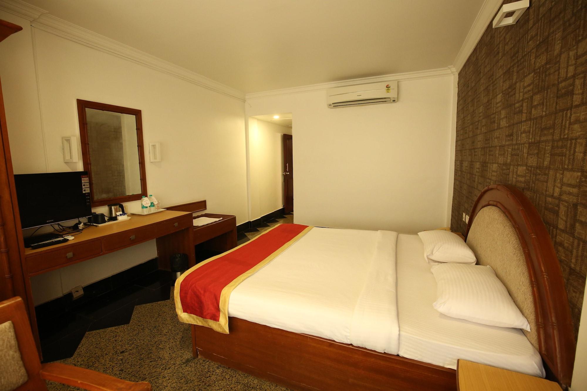 Hotel Moti Mahal Mangalore Esterno foto