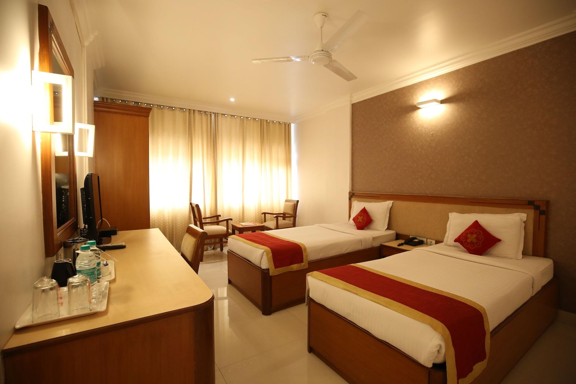 Hotel Moti Mahal Mangalore Esterno foto