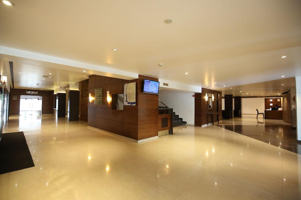 Hotel Moti Mahal Mangalore Esterno foto